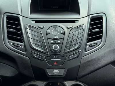 2018 Ford Fiesta, $12000. Photo 12