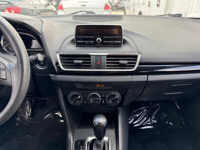 2014 Mazda Mazda3, $7349. Photo 2