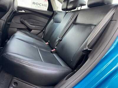 2015 Ford Focus, $9350. Photo 8