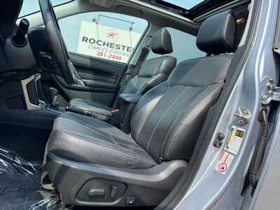 2017 Subaru Forester, $12290. Photo 5