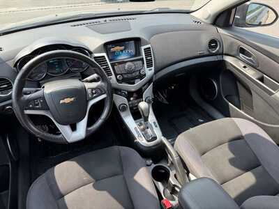 2014 Chevrolet Cruze, $0. Photo 11