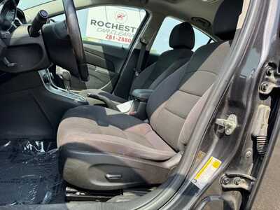 2014 Chevrolet Cruze, $0. Photo 5