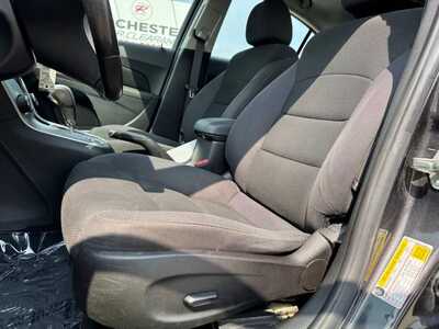 2014 Chevrolet Cruze, $0. Photo 6