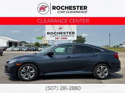 2016 Honda Civic, $8000. Photo 1