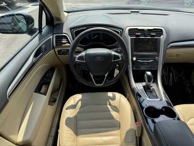 2014 Ford Fusion, $9349. Photo 9