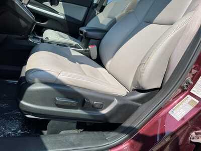 2015 Honda CR-V, $10599. Photo 6