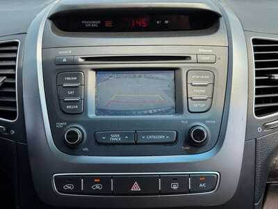 2015 Kia Sorento, $10249. Photo 4