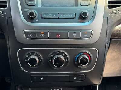 2015 Kia Sorento, $10249. Photo 5