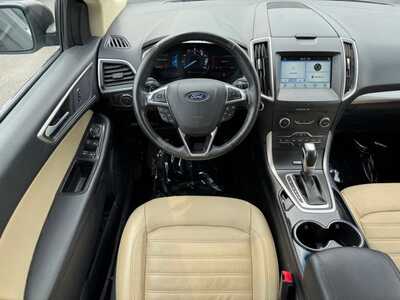 2018 Ford Edge, $9500. Photo 9