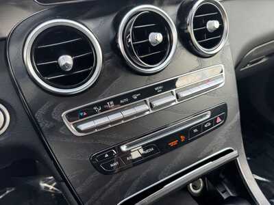 2019 Mercedes-Benz GLC-Class, $15390. Photo 12