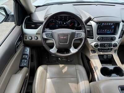 2019 GMC Yukon XL, $21490. Photo 11
