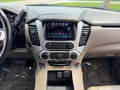 2019 GMC Yukon XL, $21490. Photo 2