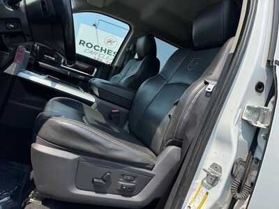 2012 RAM 2500 Crew Cab, $21999. Photo 5