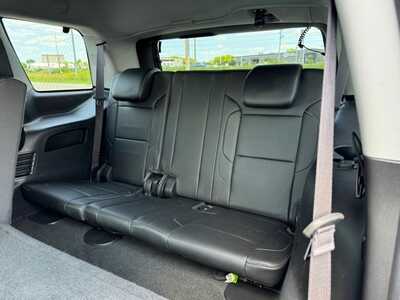 2016 Chevrolet Tahoe, $16490. Photo 10