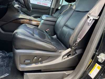 2016 Chevrolet Tahoe, $16490. Photo 6