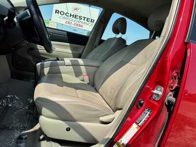 2008 Toyota Prius, $7790. Photo 5