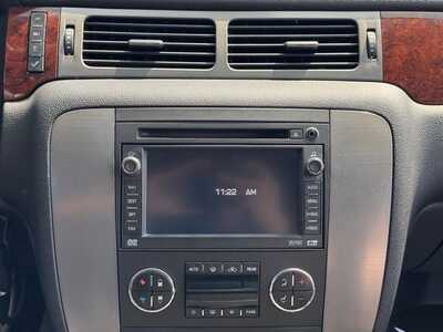 2009 GMC Yukon XL, $5990. Photo 3