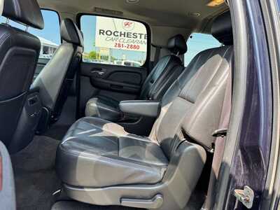2009 GMC Yukon XL, $5990. Photo 8