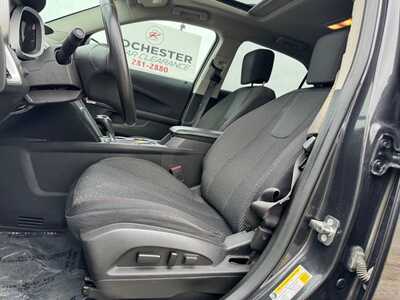 2016 Chevrolet Equinox, $10990. Photo 5