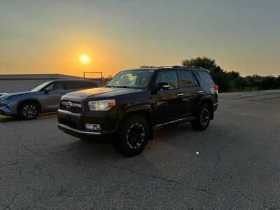 2011 Toyota 4Runner, $11990. Photo 10