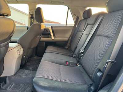 2011 Toyota 4Runner, $11990. Photo 4