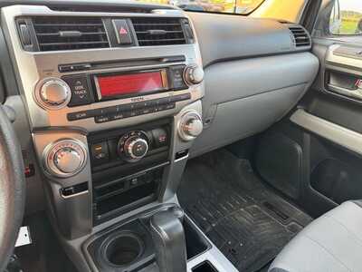 2011 Toyota 4Runner, $11990. Photo 9
