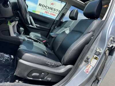 2014 Subaru Forester, $8391. Photo 8