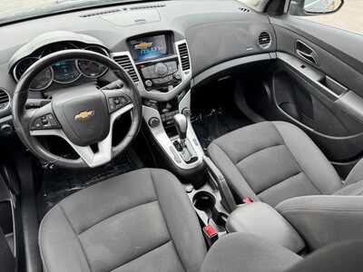 2014 Chevrolet Cruze, $7341. Photo 10