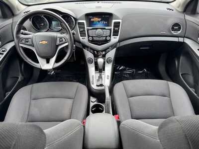 2014 Chevrolet Cruze, $7341. Photo 11