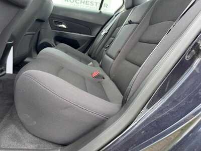 2014 Chevrolet Cruze, $7341. Photo 8