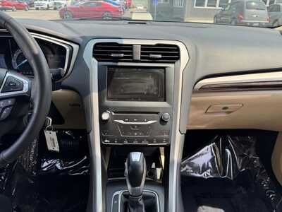 2014 Ford Fusion, $9990. Photo 2