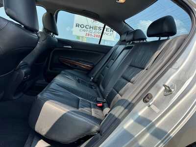 2011 Honda Accord, $8840. Photo 8