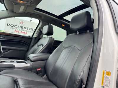 2012 Cadillac SRX, $8998. Photo 6