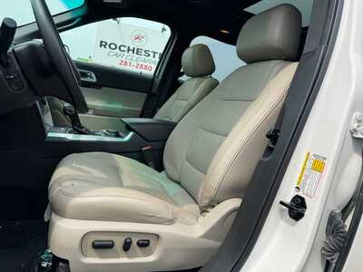 2015 Ford Explorer, $13990. Photo 5