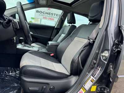 2013 Toyota Camry, $13190. Photo 4