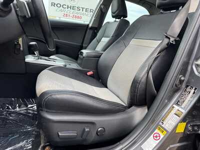 2013 Toyota Camry, $13190. Photo 5