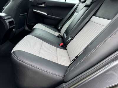 2013 Toyota Camry, $13190. Photo 8