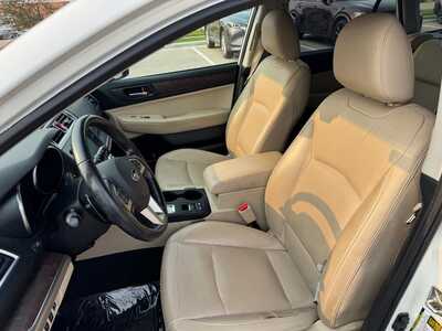 2015 Subaru Outback, $12490. Photo 7