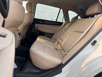 2015 Subaru Outback, $12490. Photo 9