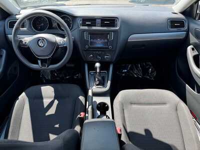 2016 Volkswagen Jetta, $8999. Photo 11