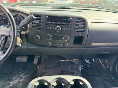 2011 GMC 2500 Ext Cab, $8499. Photo 2
