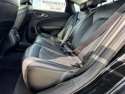 2015 Chrysler 200, $9990. Photo 9