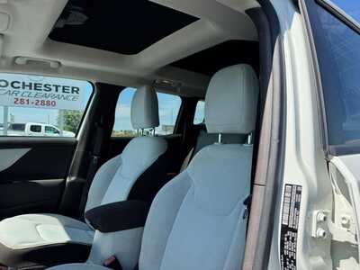 2015 Jeep Renegade, $7999. Photo 5