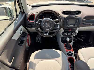 2015 Jeep Renegade, $7999. Photo 8