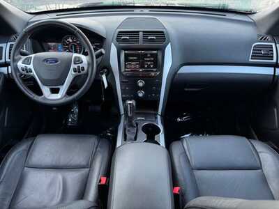 2015 Ford Explorer, $10949. Photo 12