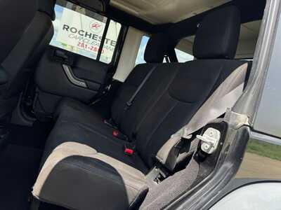 2015 Jeep Wrangler Unlimited, $13699. Photo 6