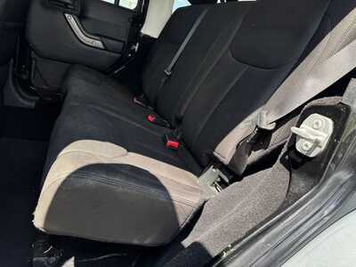 2015 Jeep Wrangler Unlimited, $13699. Photo 7