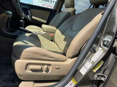 2009 Toyota RAV4, $9049. Photo 5