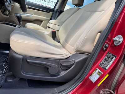 2010 Hyundai Santa Fe, $6499. Photo 5
