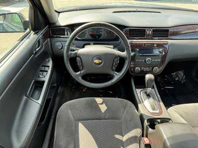 2013 Chevrolet Impala, $2999. Photo 9